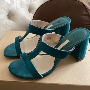 Teal mules